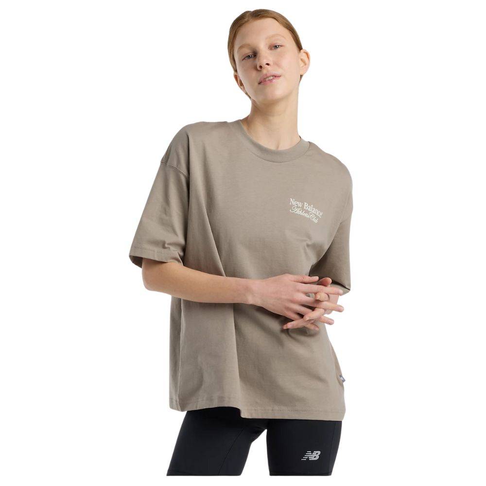 NEW BALANCE LINEAR GRAPHIC OVERSIZED T-SHIRT