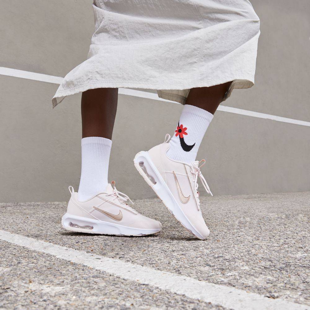 NIKE WOMENS AIR MAX INTRLK LITE
