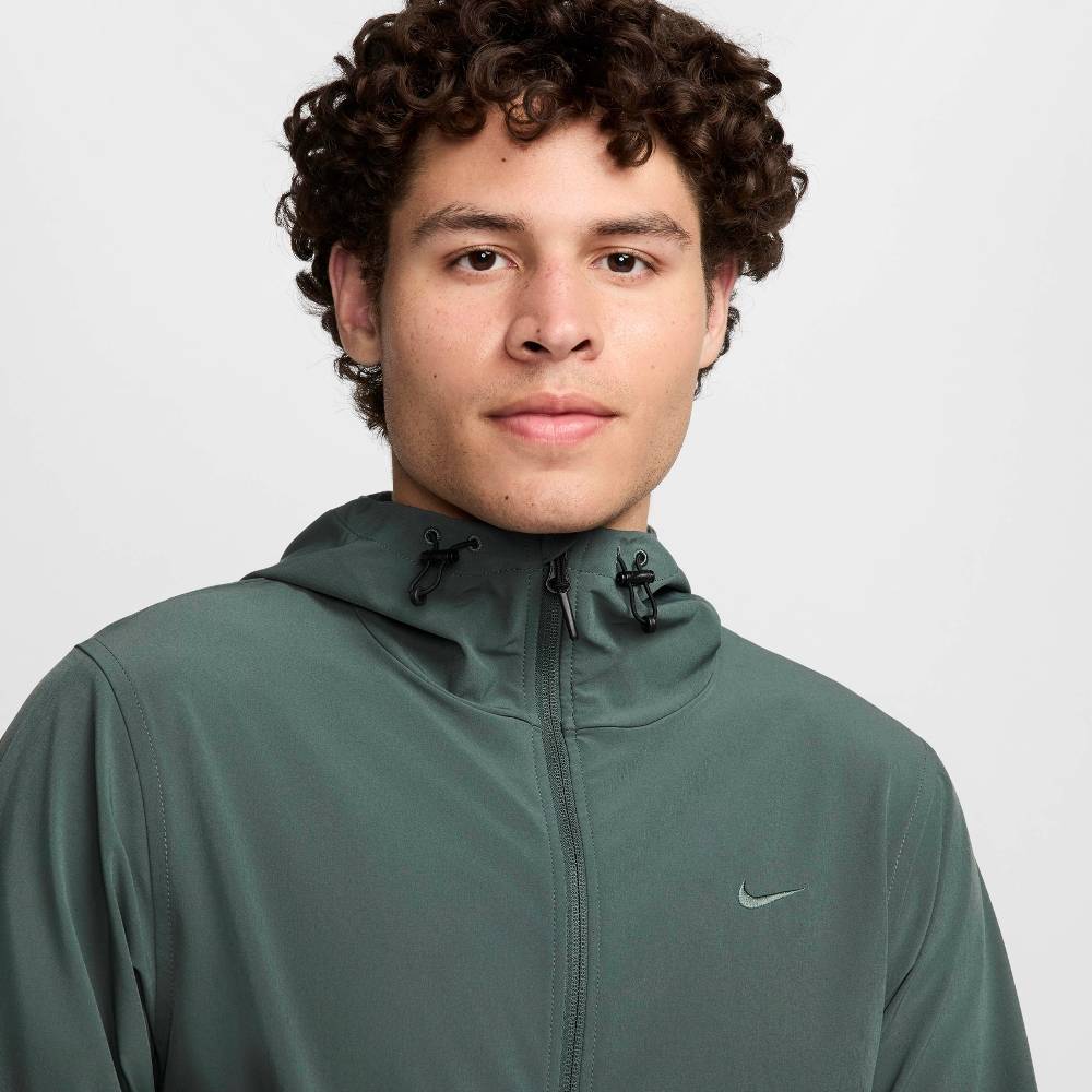 NIKE MENS WATER REPELLENT HOODED VERSALITE JACKET