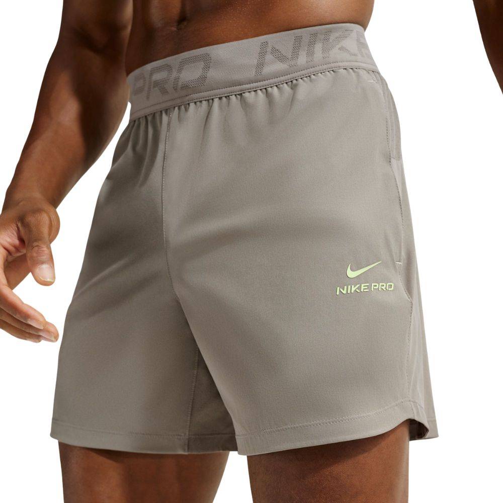 NIKE PRO DRI-FIT 15CM TRAINING SHORT