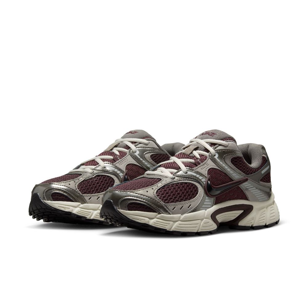 NIKE V5 RNR WOMENS SNEAKERS