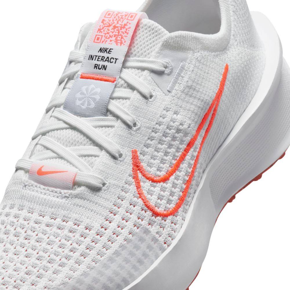 NIKE WOMENS INTERACT RUN