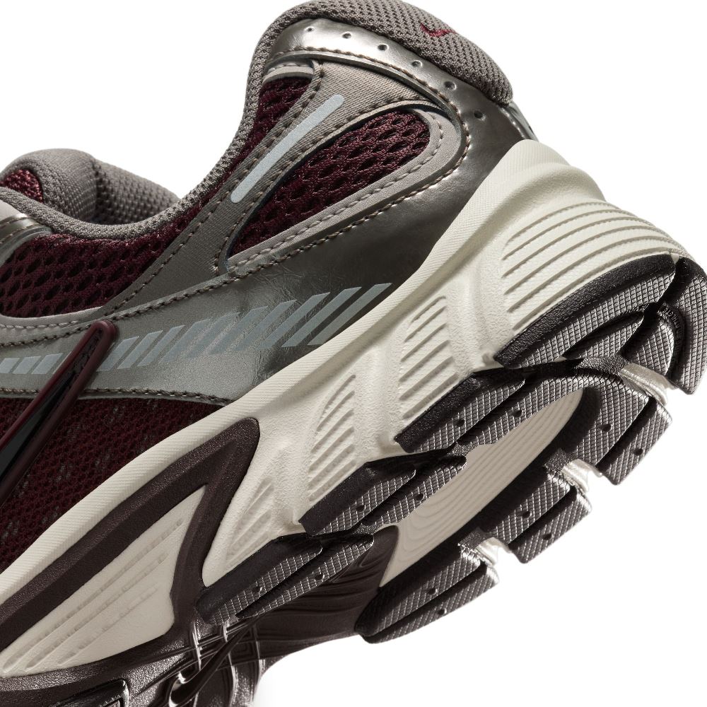 NIKE V5 RNR WOMENS SNEAKERS