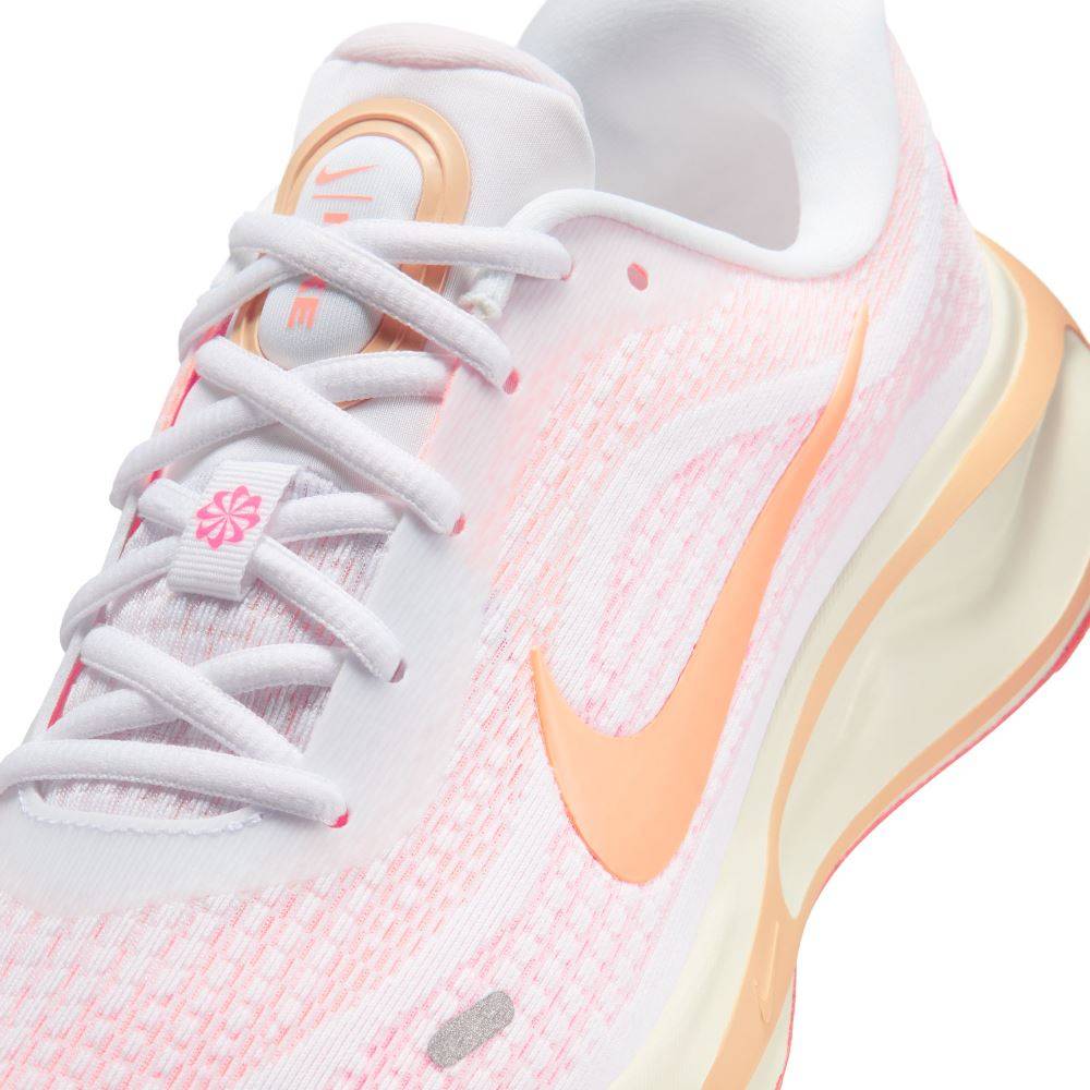 NIKE WOMENS JOURNEY RUN