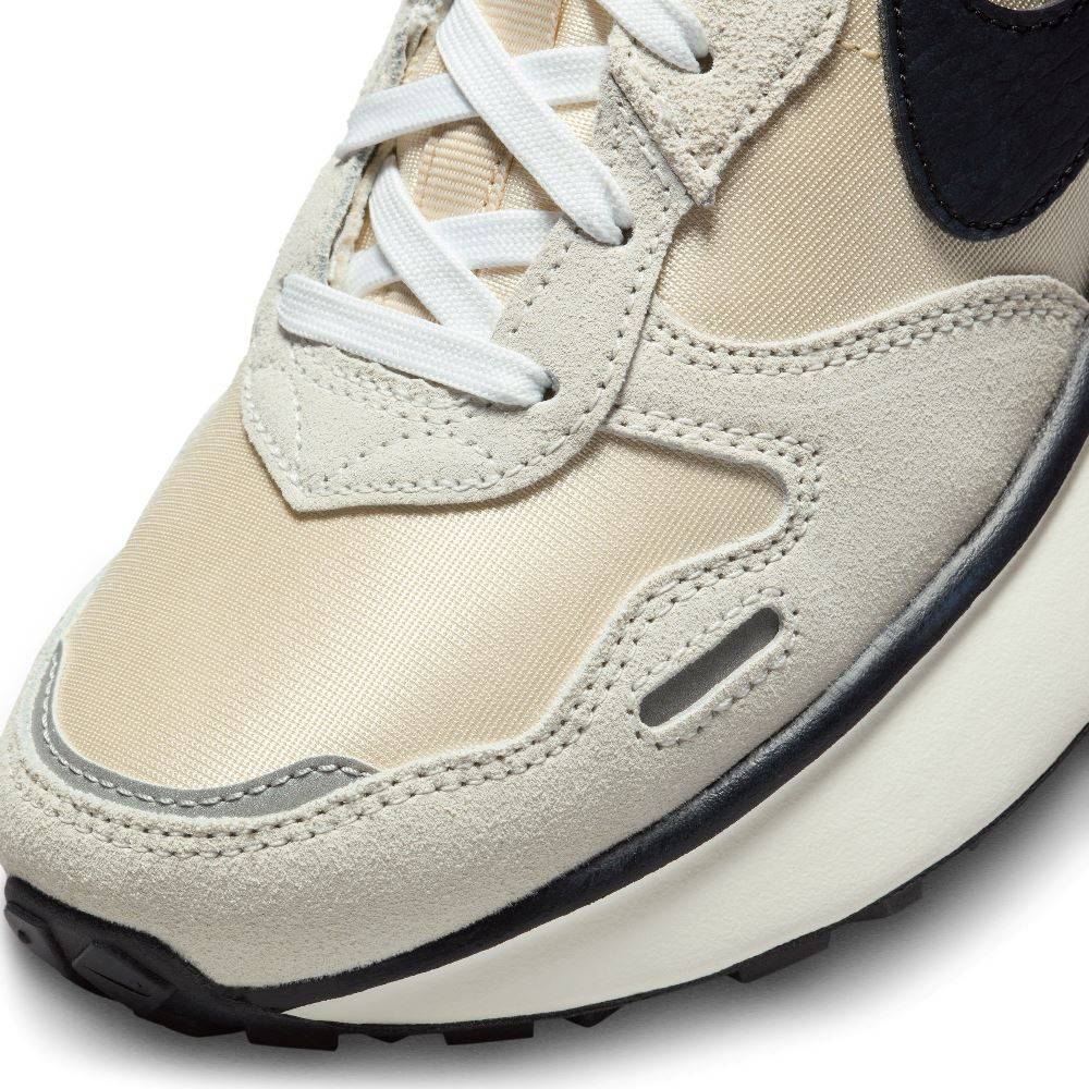 NIKE WOMENS PHOENIX WAFFLE