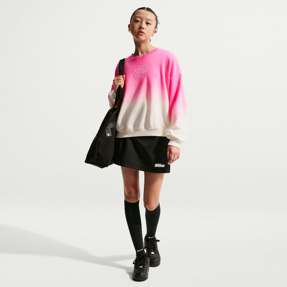 NIKE STUDIO GIRLS LIGHT WEIGHT LOOSE GFX CREW