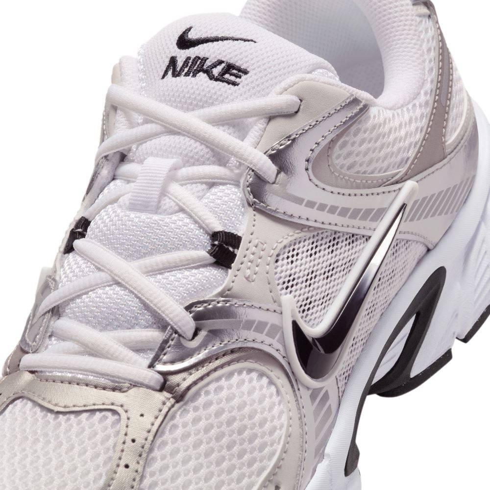 NIKE V5 RNR UNISEX SNEAKERS