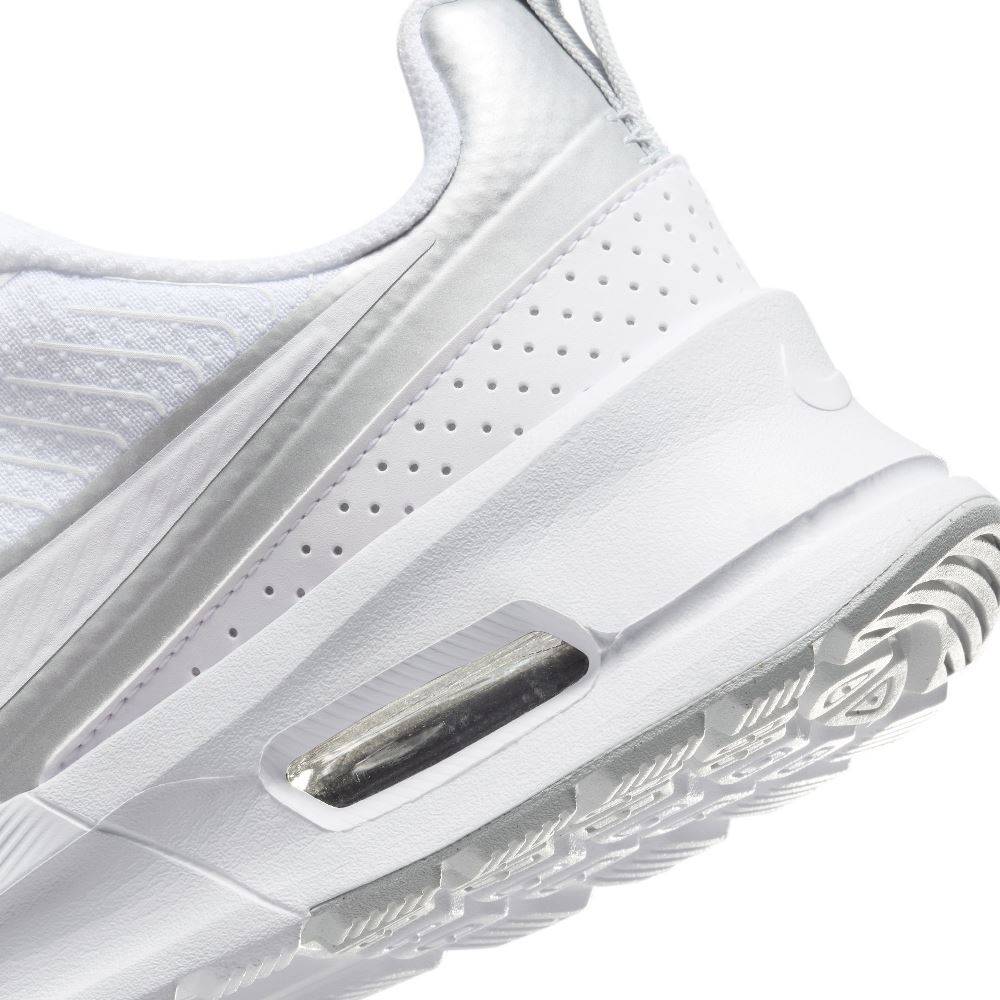 NIKE WOMENS AIR MAX NUAXIS