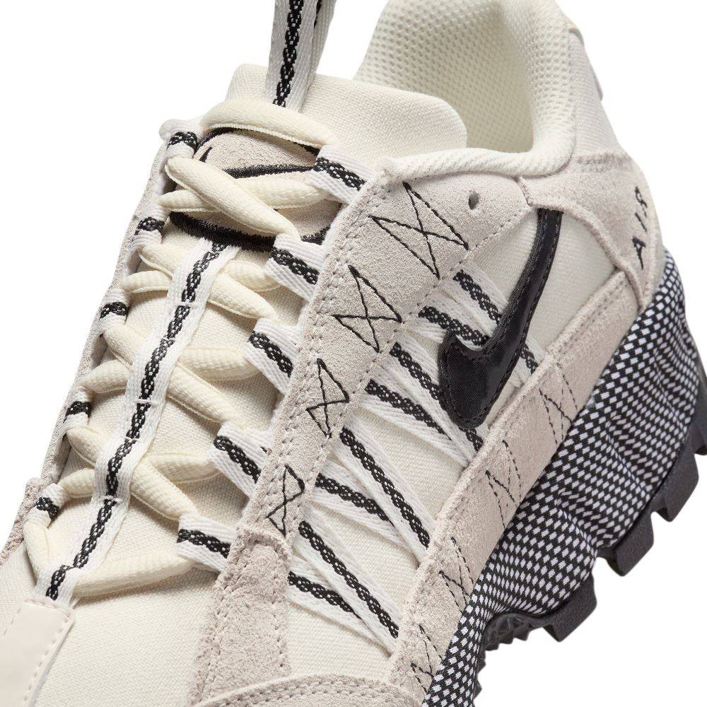 NIKE AIR HUMARA WOMENS SHOES