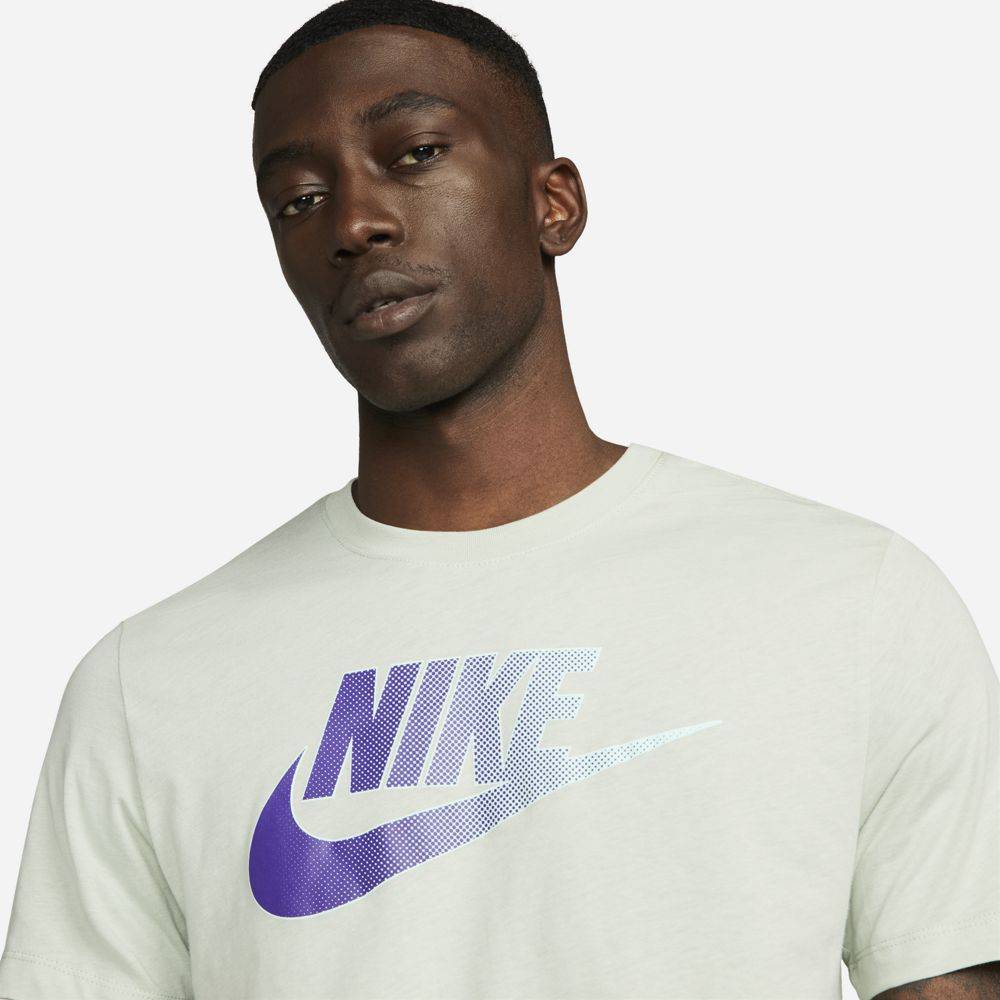 NIKE SPORTSWEAR MONTH SEASONAL TEE
