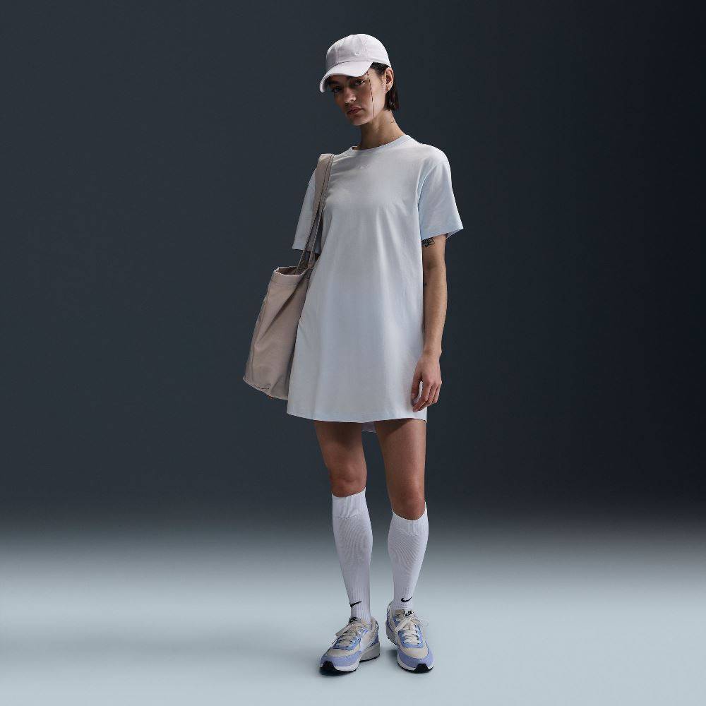 NIKE ESSENTIALS WOMENS DRESS