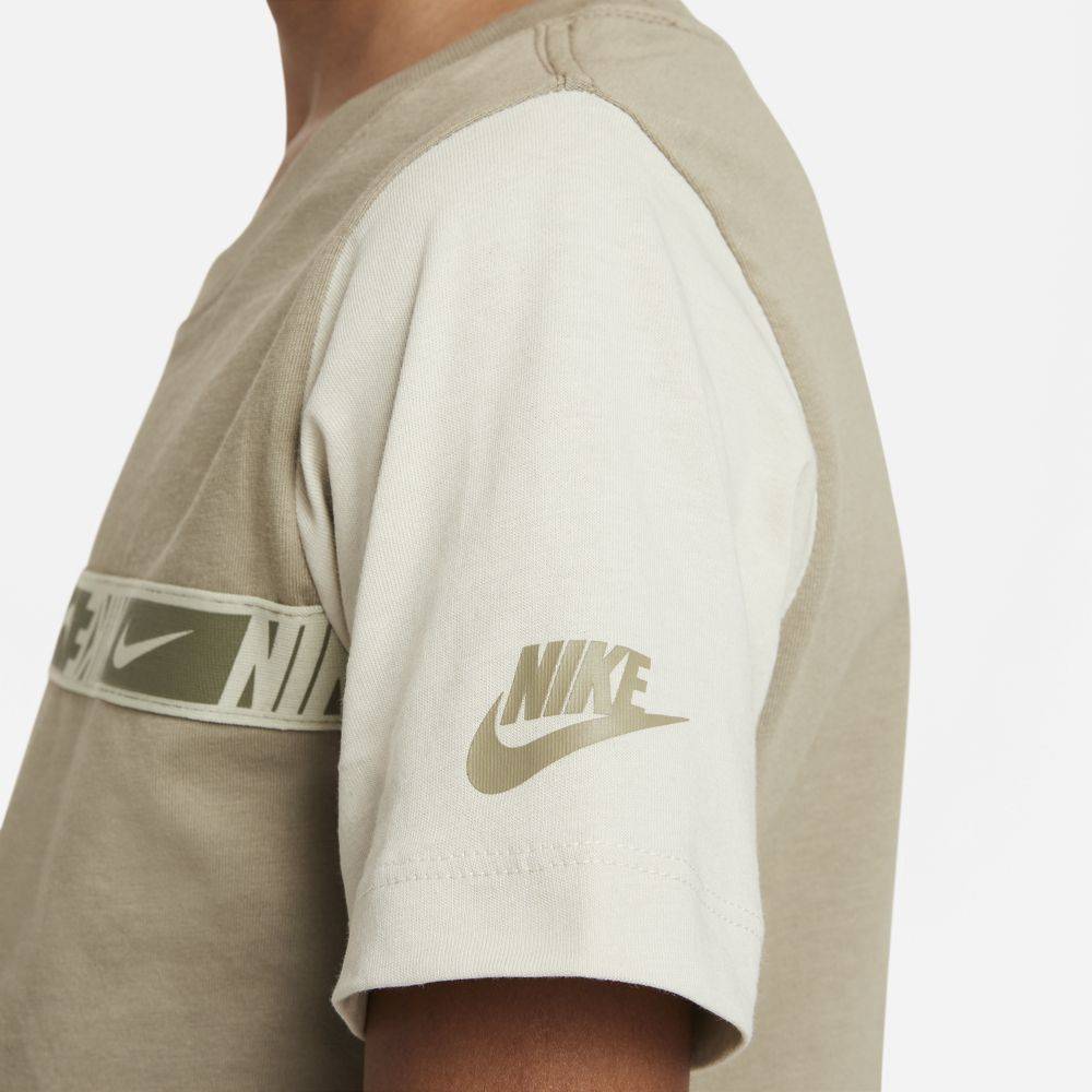 NIKE SPORTSWEAR BOYS REPEAT SS TOP