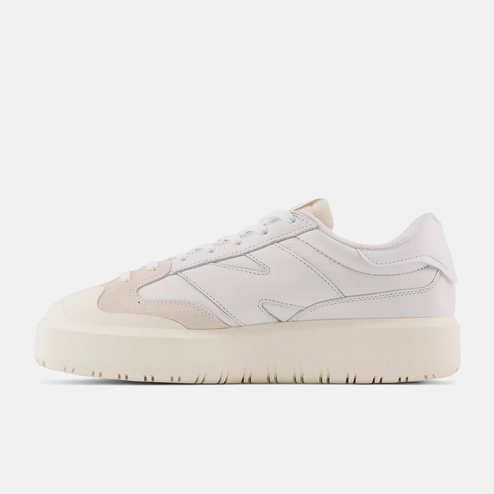 NEW BALANCE CT302 LIFESTYLE SNEAKERS