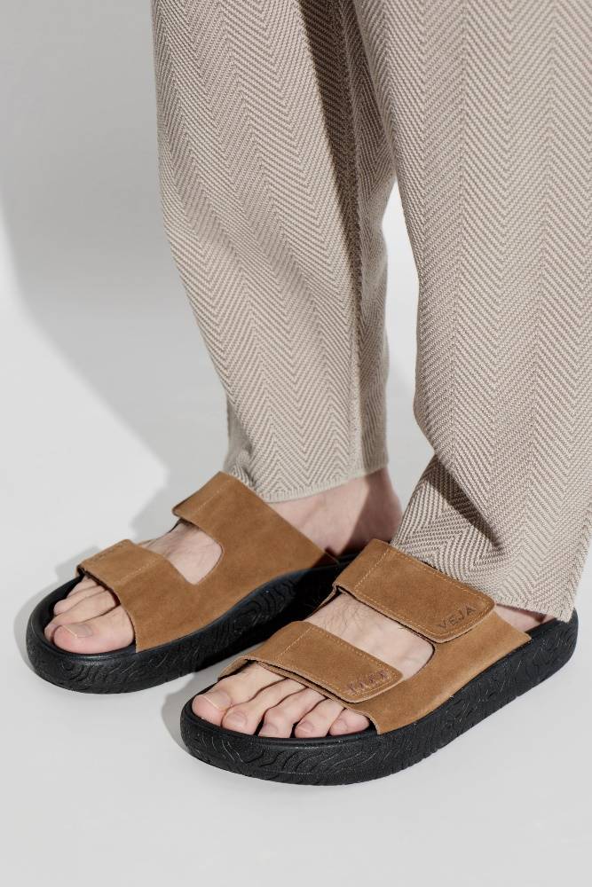 VEJA ETNA SUEDE SOFT SANDAL
