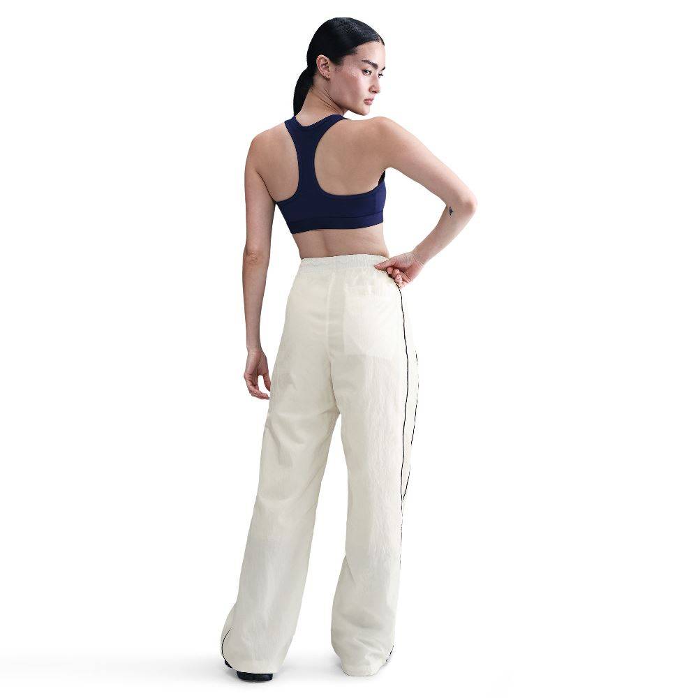 NIKE WOMENS HIGH-WAISTED WOVEN PANT