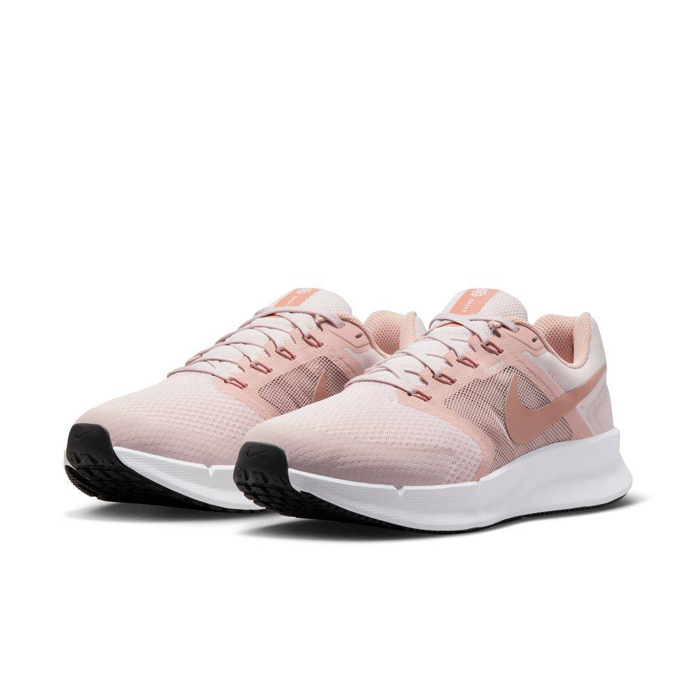 NIKE WOMENS RUN SWIFT 3