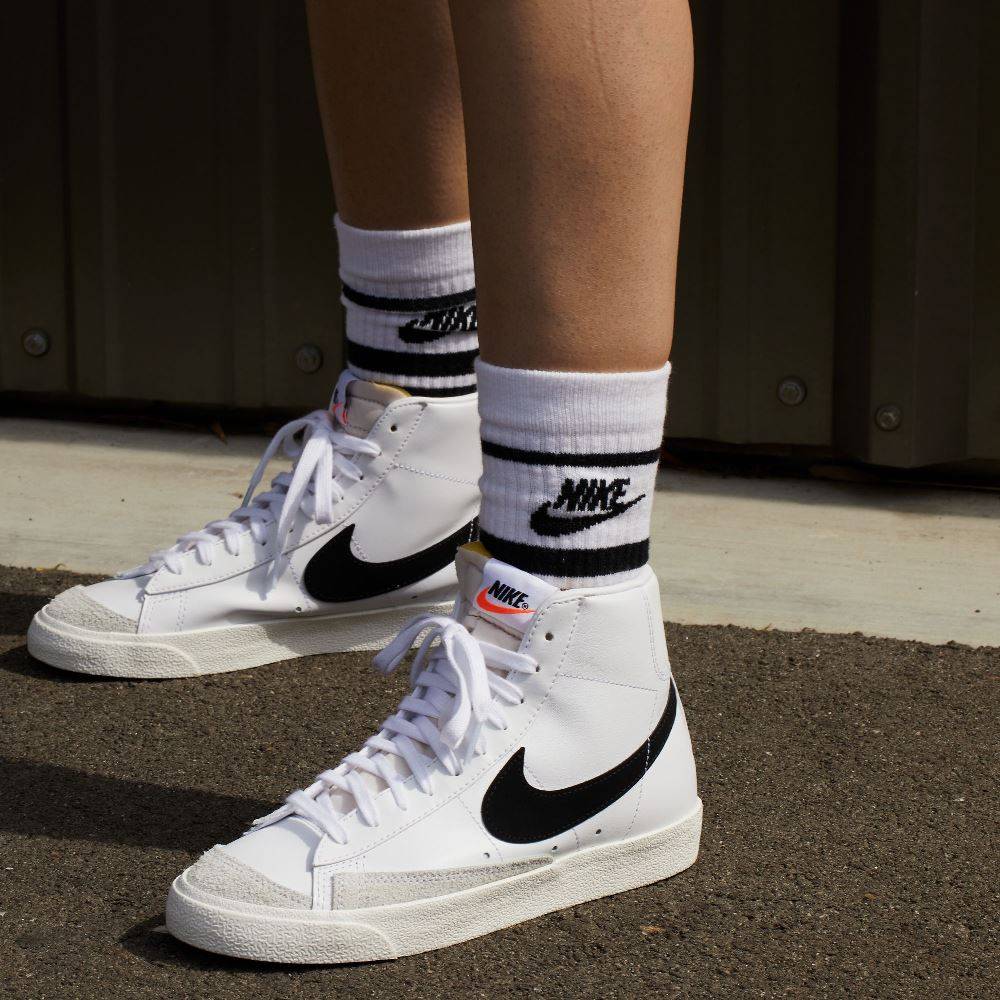 NIKE WOMENS BLAZER MID '77 VINTAGE
