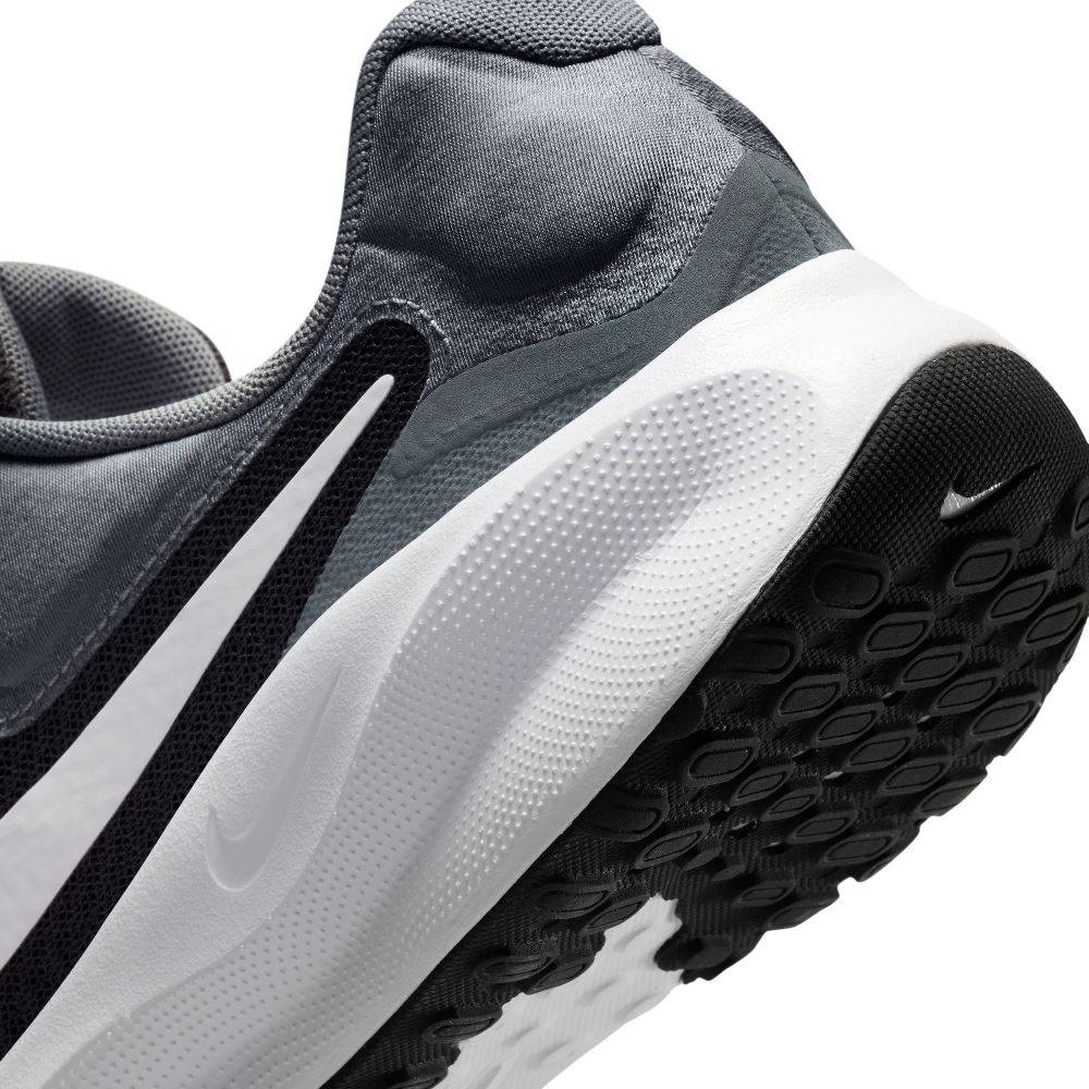 NIKE REVOLUTION 7 RUNNING SHOES