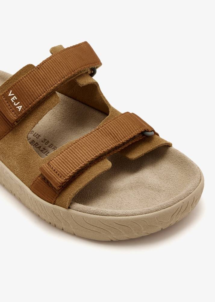 VEJA ARPOADOR UNISEX SANDAL
