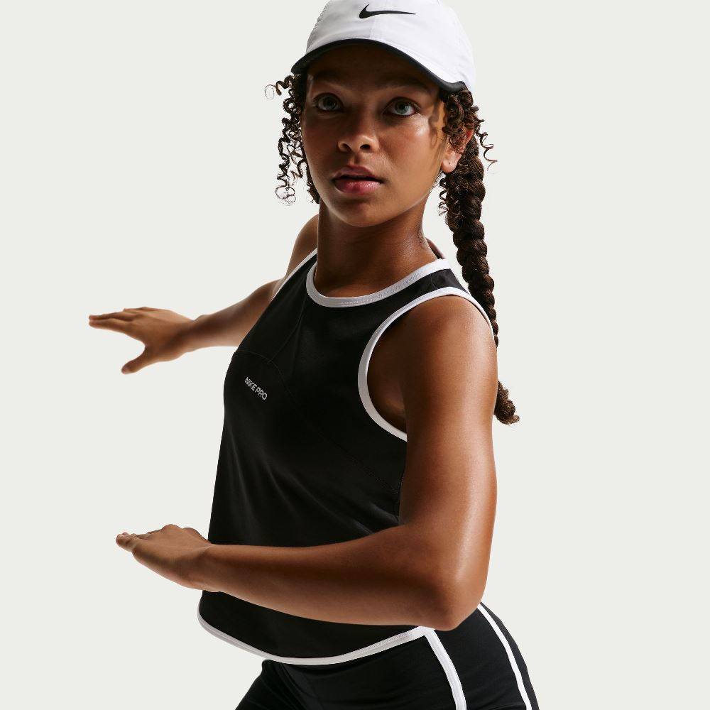 NIKE PRO GIRLS DRI-FIT 7.5CM SPORT SHORT