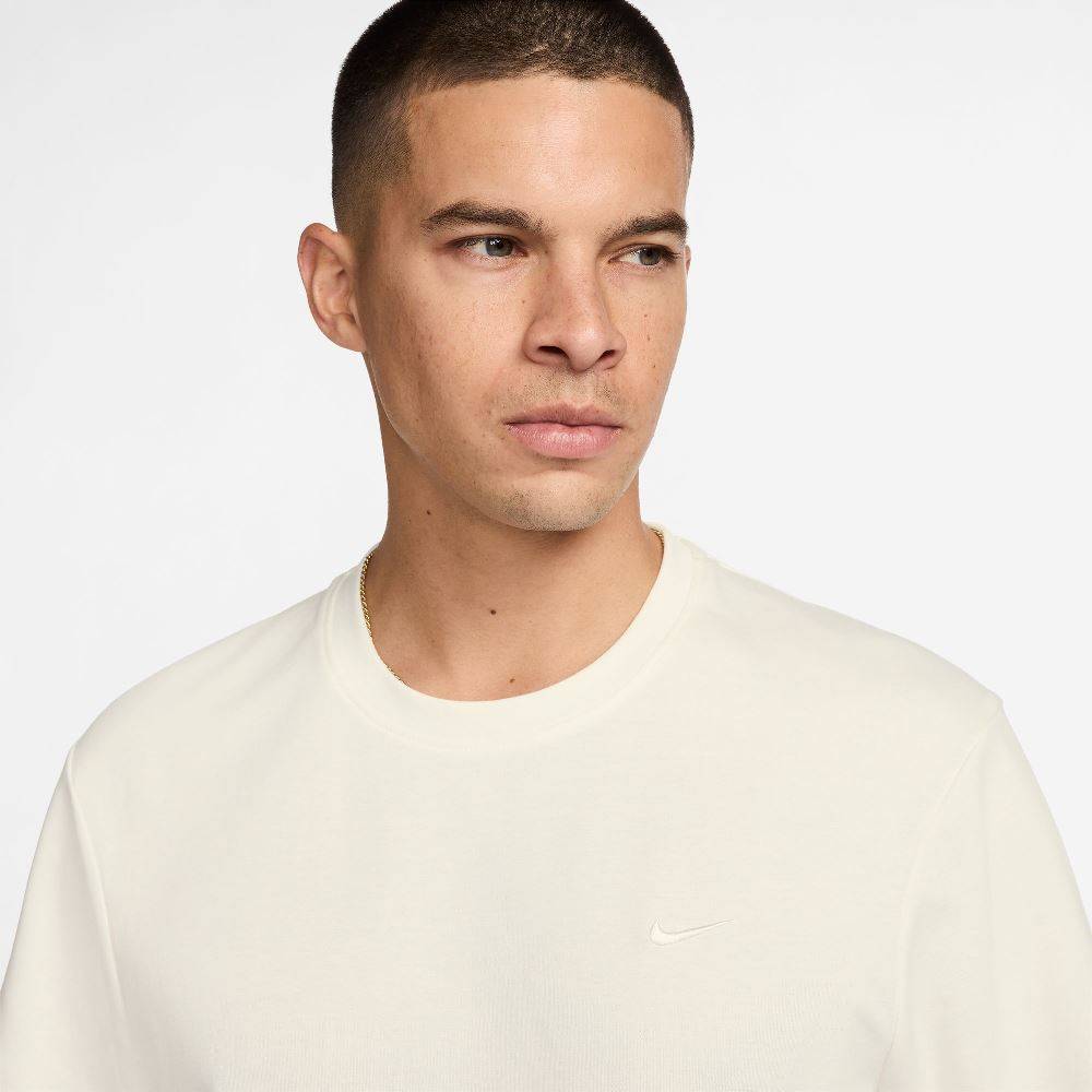 NIKE PRIMARY DRI-FIT SHORT-SLEEVE VERSATILE TOP