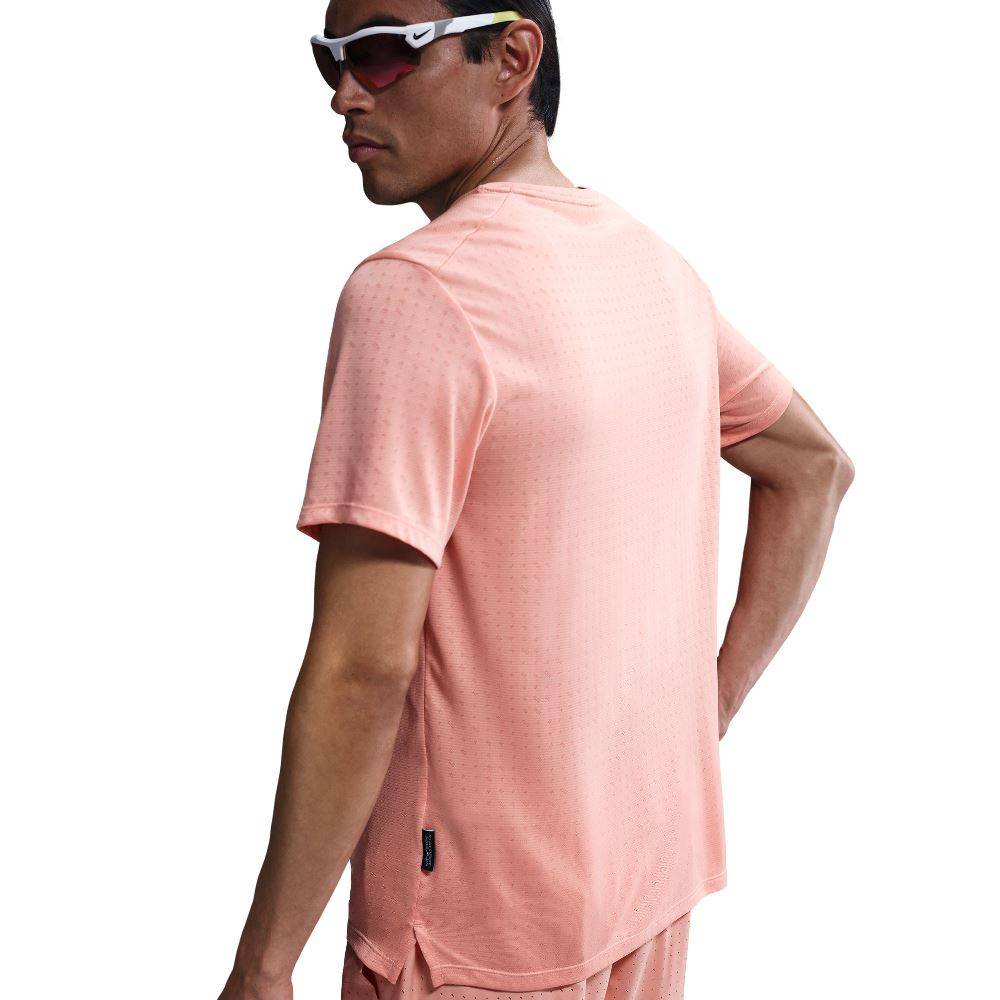 NIKE MENS DRI-FIT BREATHE MILER SS TEE