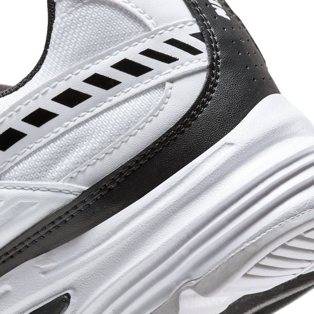 NIKE INITIATOR SHOES