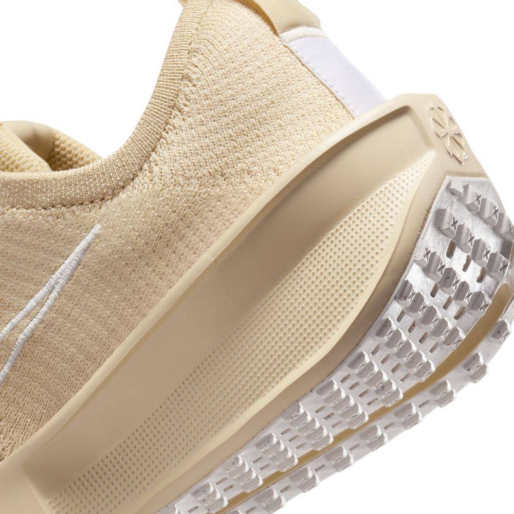 NIKE WOMENS INTERACT RUN