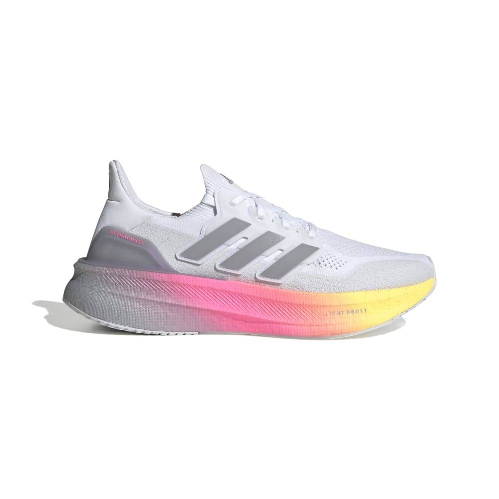 ADIDAS ULTRABOOST 5