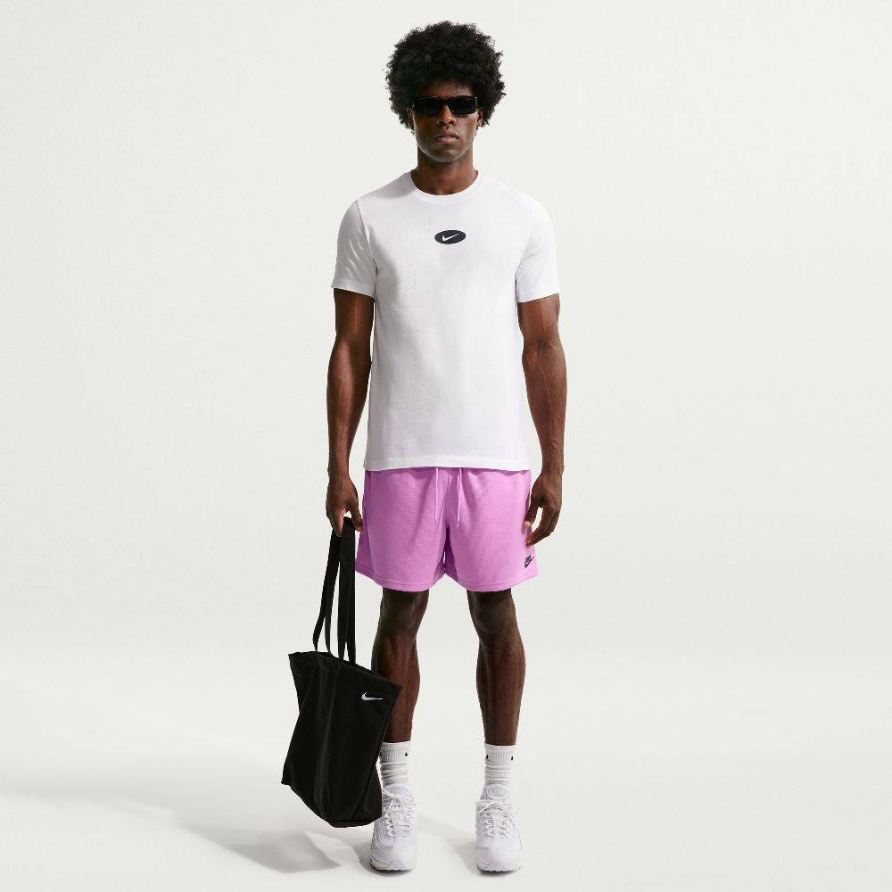 NIKE STANDARD CELEBRADE BRAND TEE