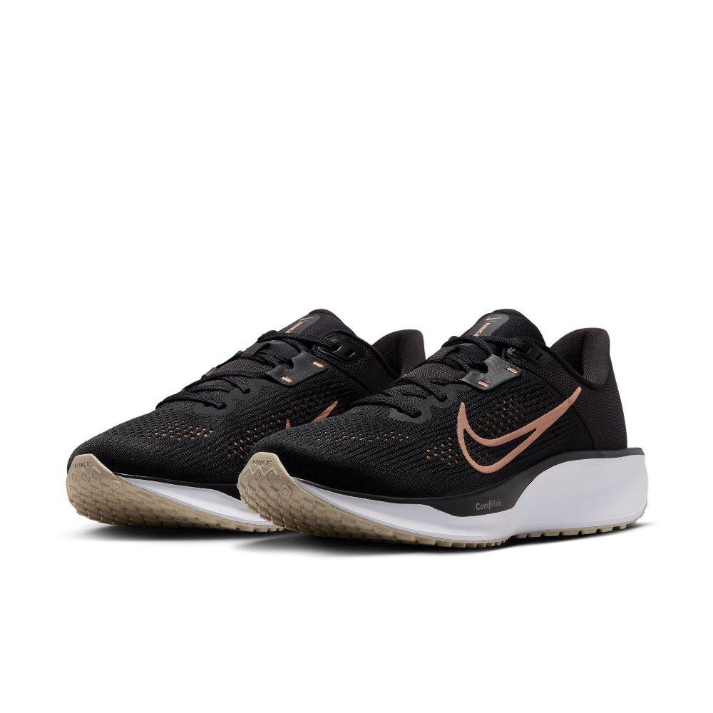 NIKE WOMENS QUEST 6
