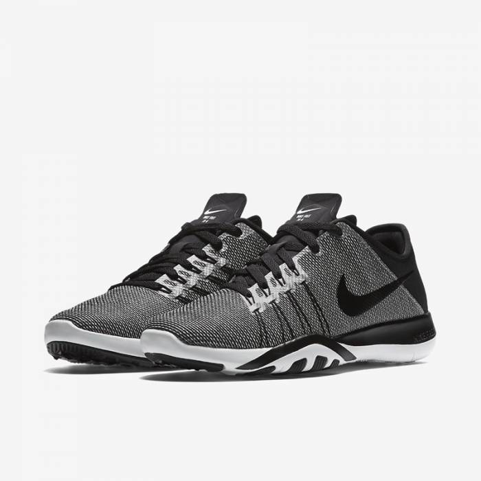 NIKE WMNS FREE TRAIN 6 PRINTED SHOES