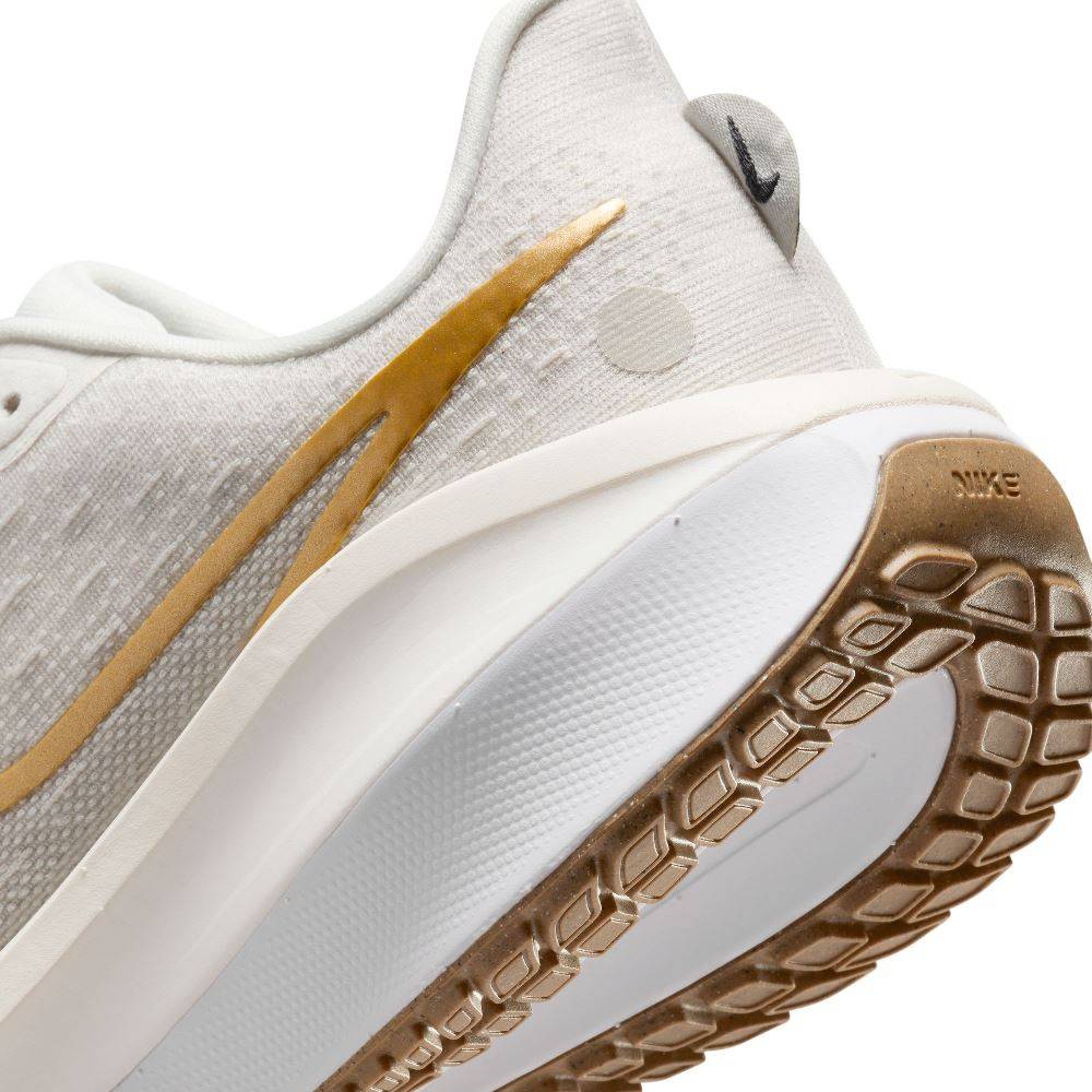 NIKE WOMENS VOMERO 17