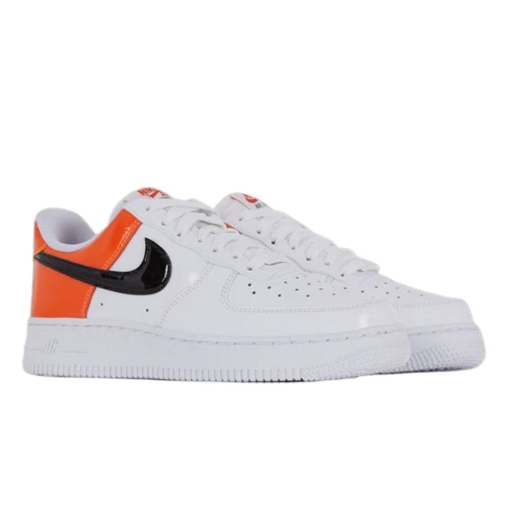 NIKE AIR FORCE 1 SE SHOES