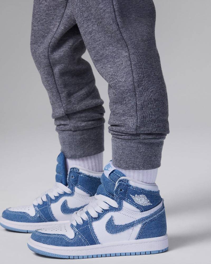 NIKE JORDAN INFANT MJ ESSENTIALS FLEECE PULLOVER SET