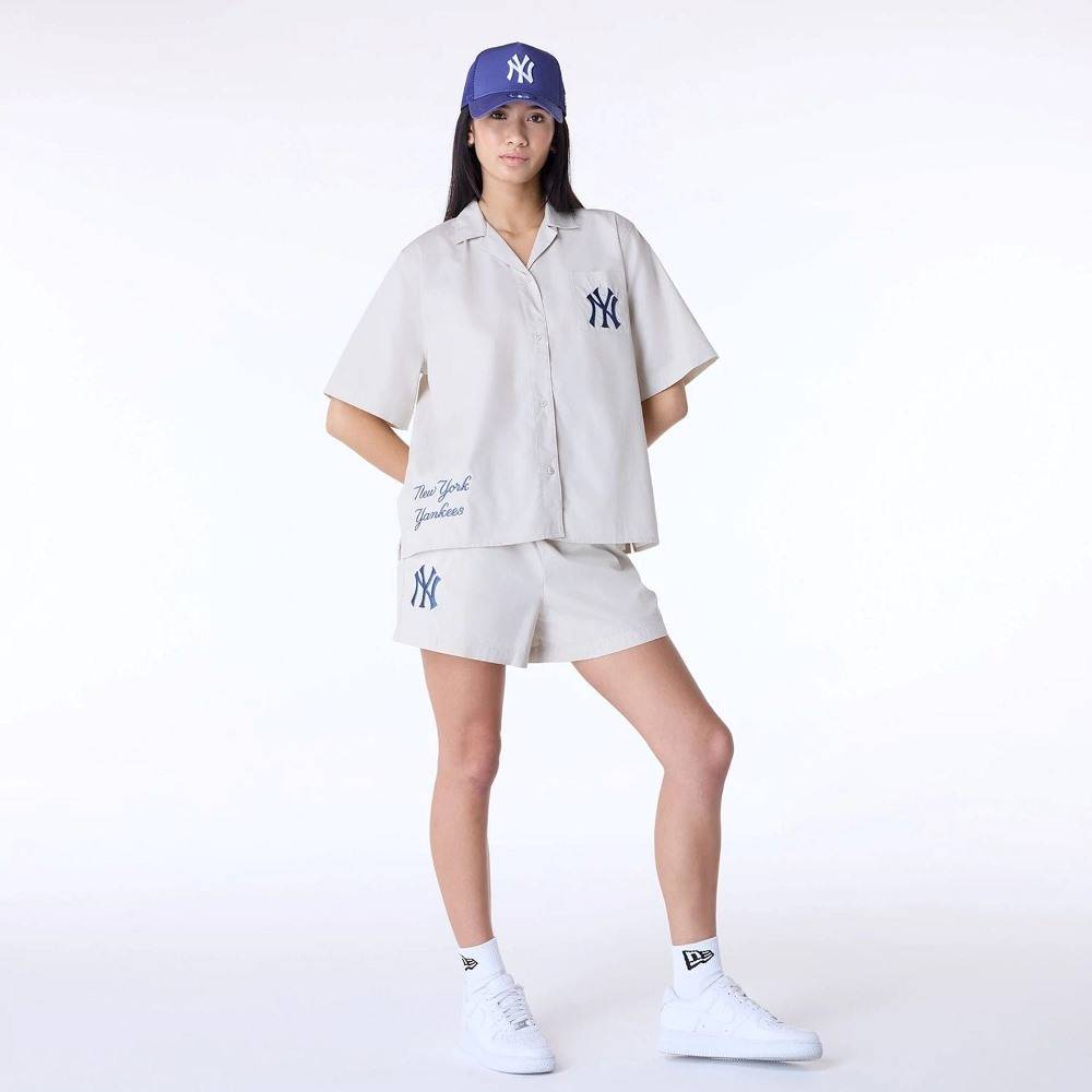 NEW ERA WMNS MLB SHORT NEW YORK YANKEES