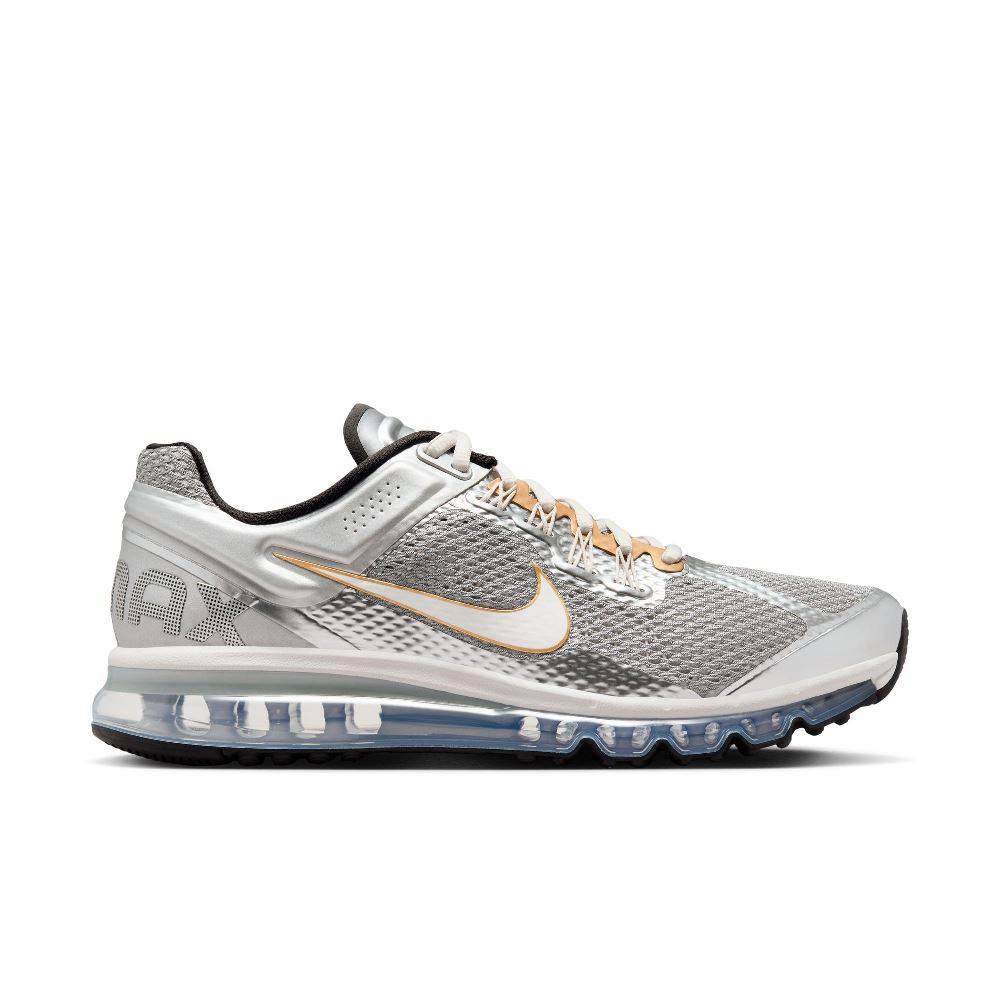 NIKE AIR MAX 2013