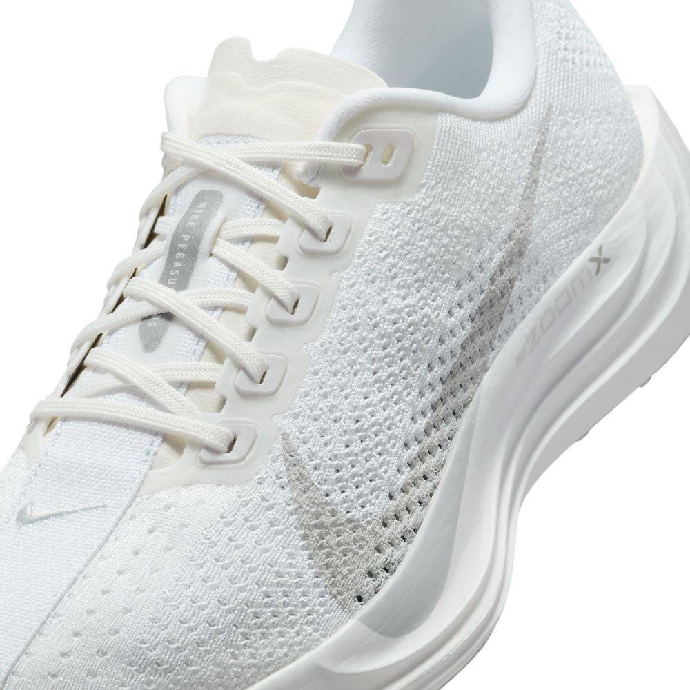NIKE WOMENS PEGASUS PLUS -  RUNNING SHOES
