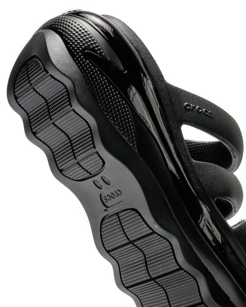 CROCS MEGA CRUSH TRIPLE STRAP