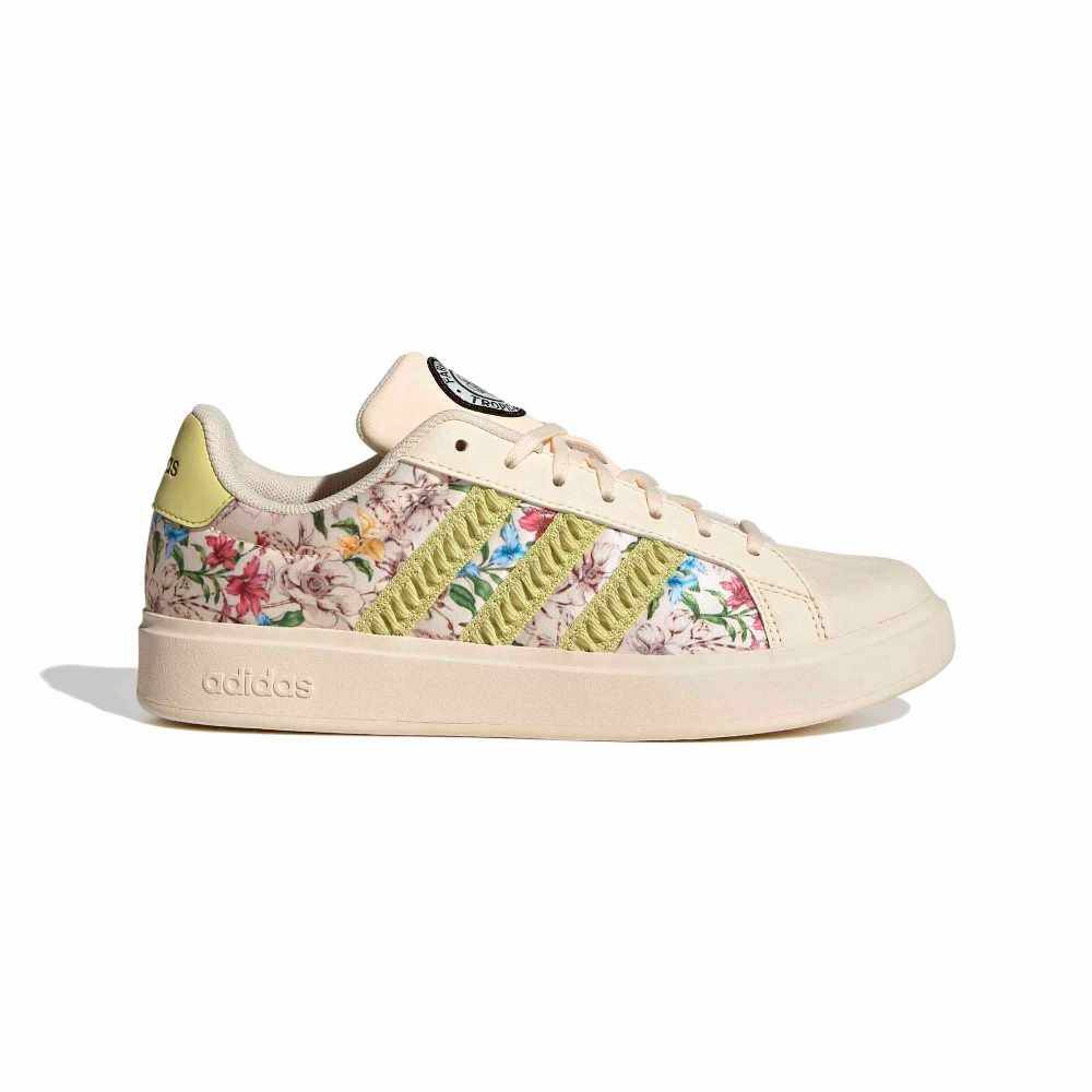 ADIDAS STREETTALK