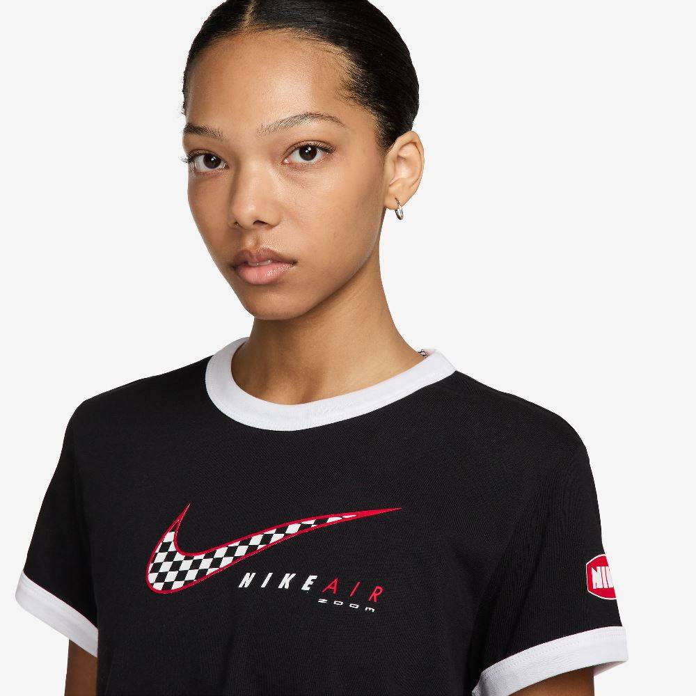 NIKE NSW WOMENS CLUB MOTO SS TEE