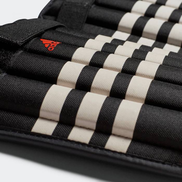 ADIDAS EVER TOMICSHINGUARD