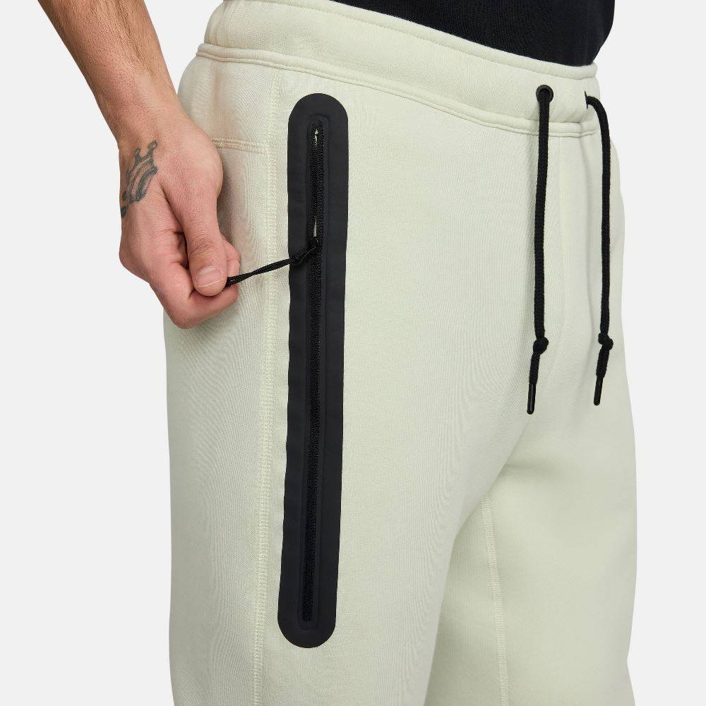NIKE TECH FLEECE JOGGER