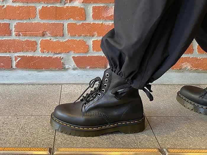 DR. MARTENS PASCAL BEX BOOTS