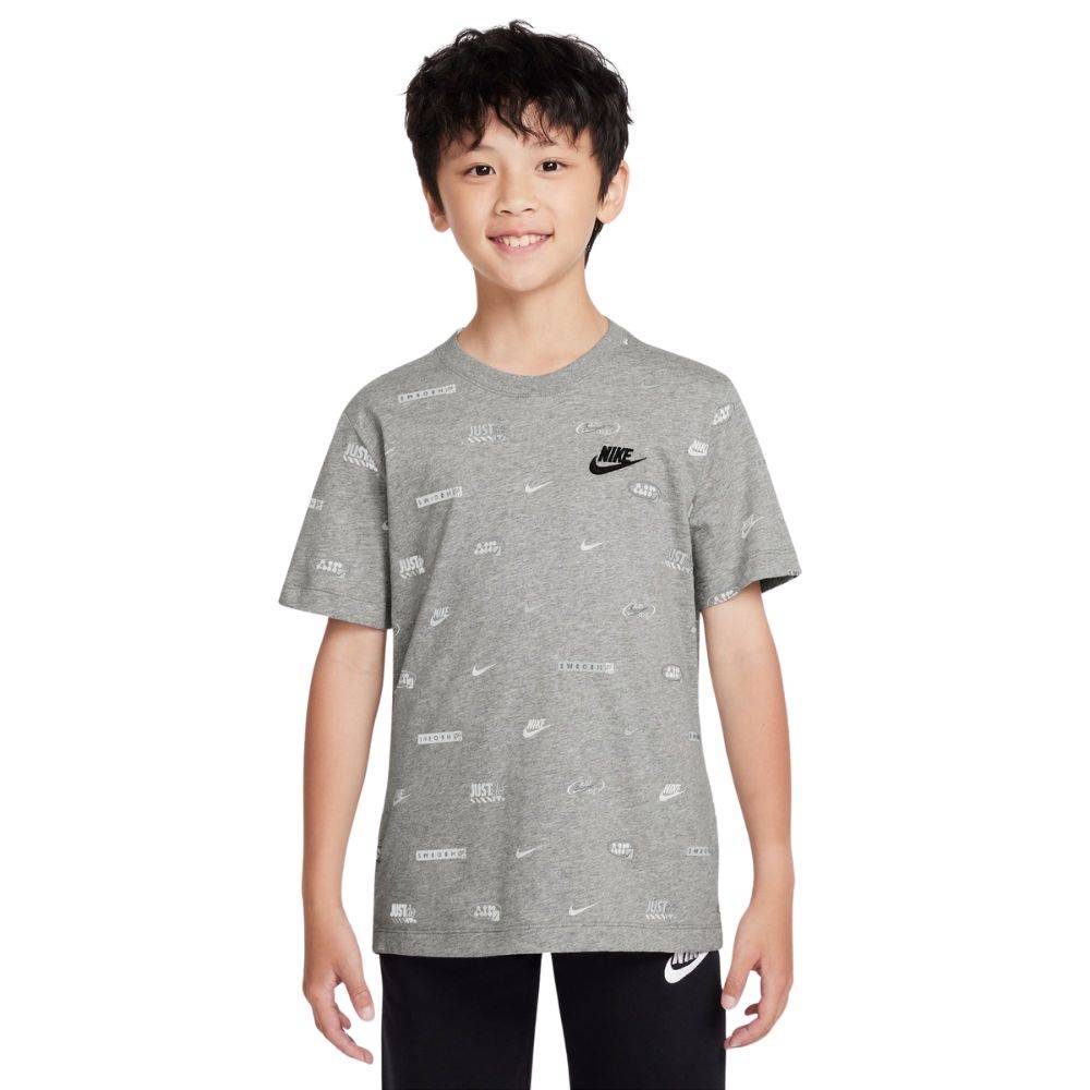 NIKE KIDS NSW TEE ALL-OVER-PRINT