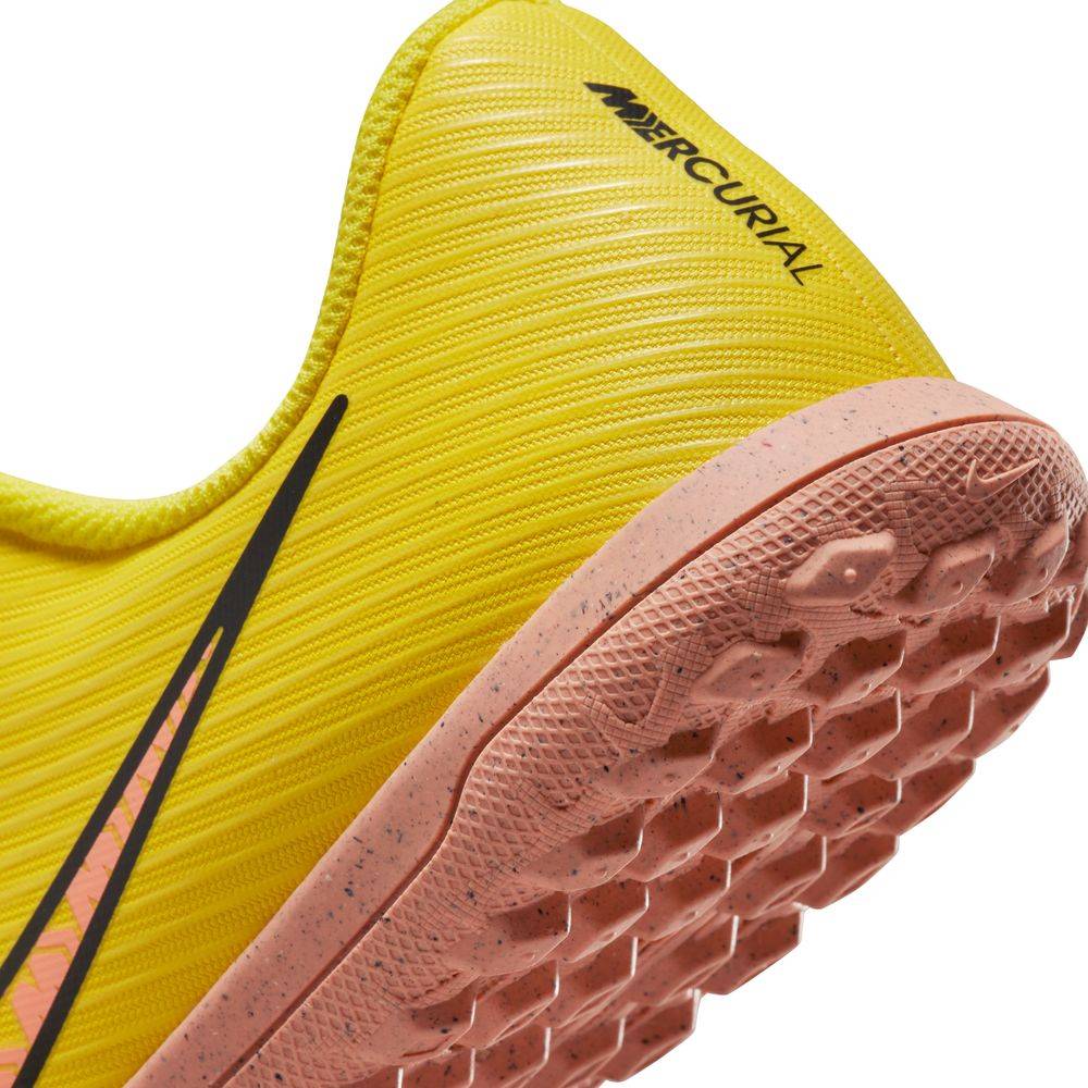 NIKE JUNIOR VAPOR 15 CLUB TURF