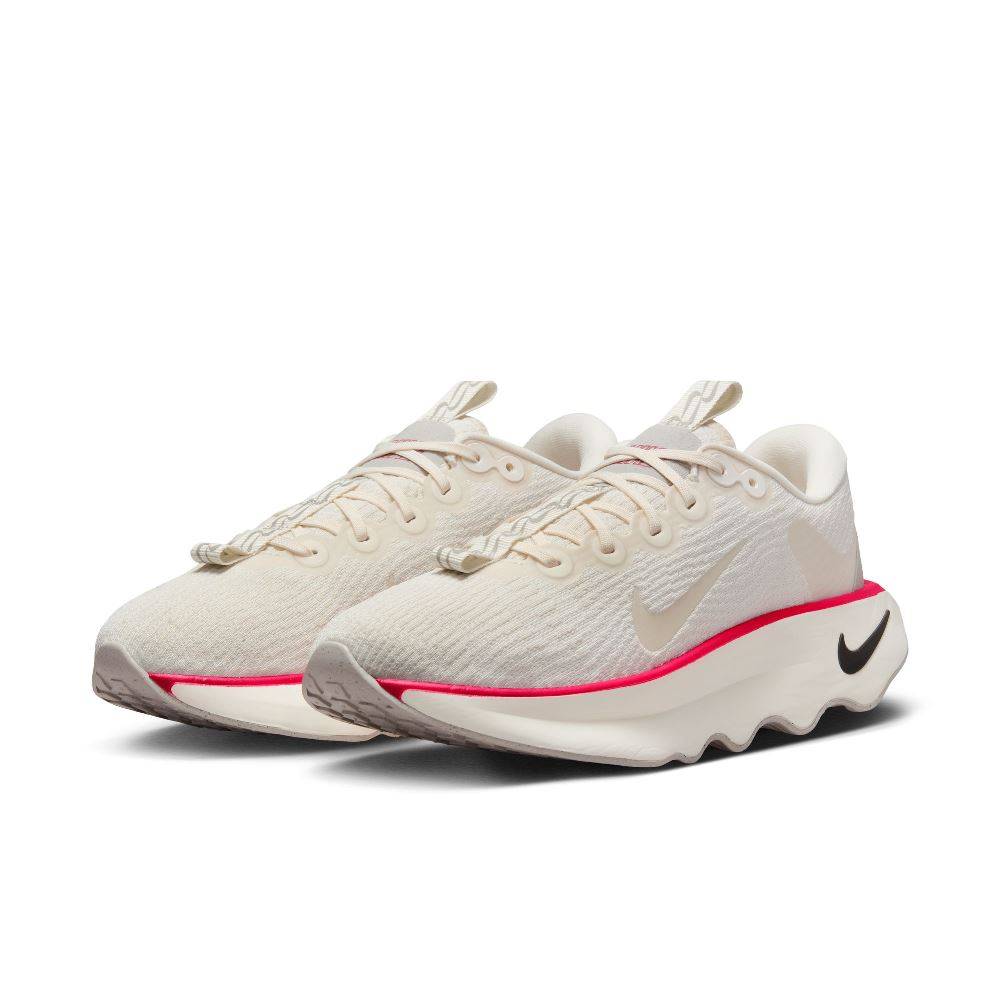 NIKE WOMENS MOTIVA