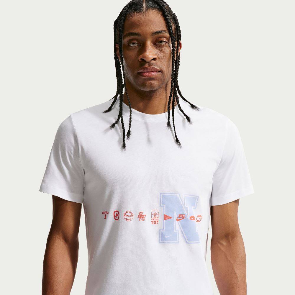 NIKE STANDARD CELEBRATE BRAND TEE
