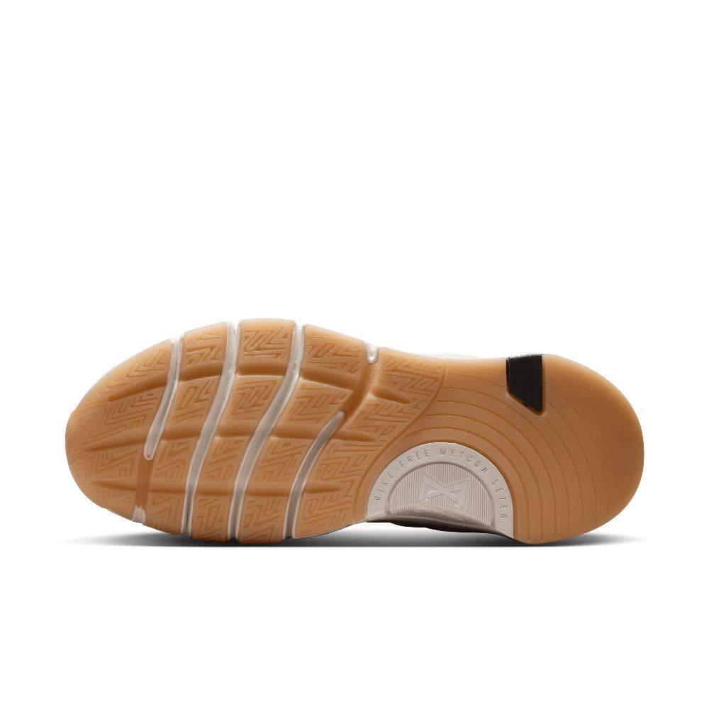 NIKE WOMENS FREE METCON 7