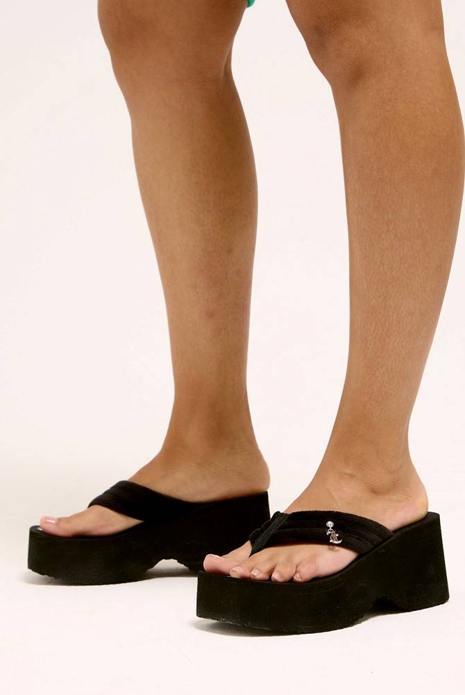JUICY COUTURE WHITNEY VELOUR Y2K WEDGE